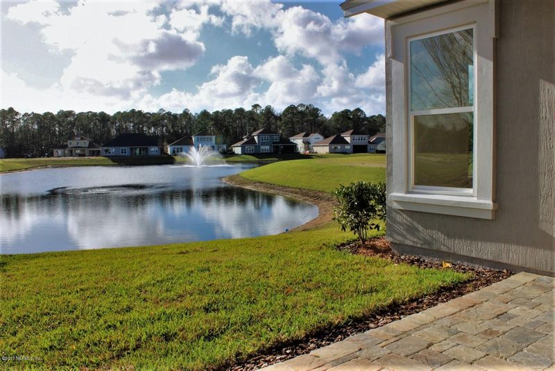 8680 Mabel Dr, Jacksonville, FL 32256