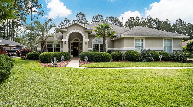869 Wellhouse Dr, Jacksonville, FL 32220
