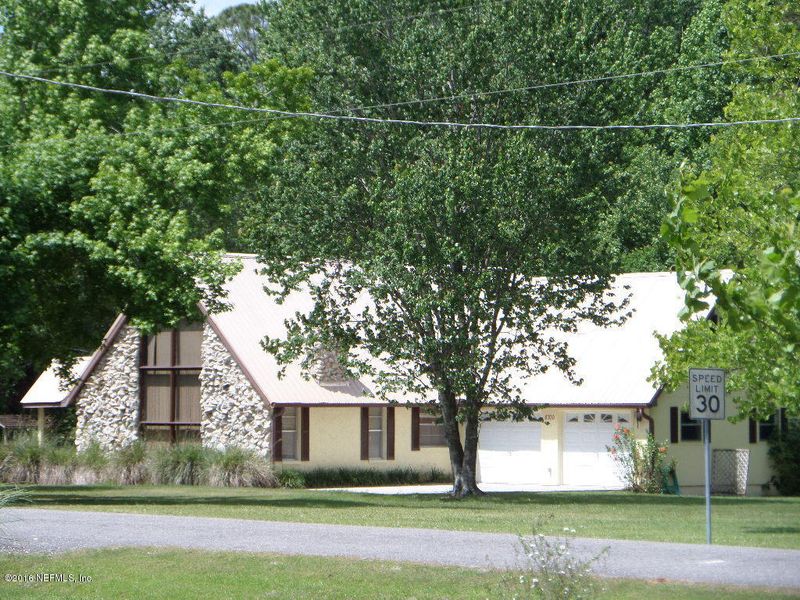 8700 SE 11th Ave, Starke, FL 32091