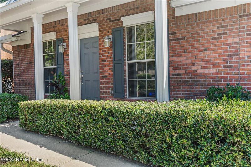 8701 Southern Glen Dr, Jacksonville, FL 32256