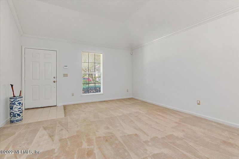8701 Southern Glen Dr, Jacksonville, FL 32256