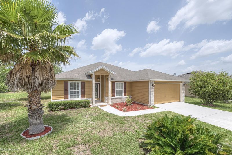8711 Tristan Dr, Jacksonville, FL 32210