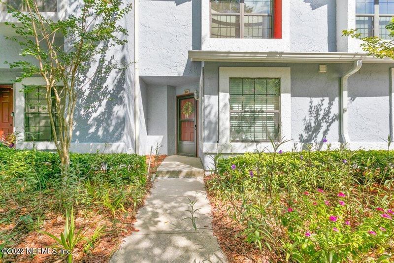 8715 Belle Rive Blvd #1606, Jacksonville, FL 32256