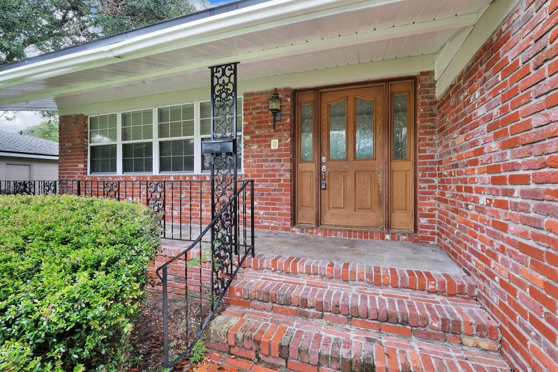 8715 Vermanth Rd, Jacksonville, FL 32211