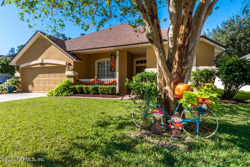 8722 Canopy Oaks Dr, Jacksonville, FL 32256