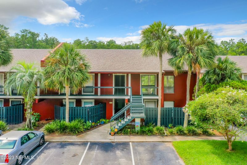 8731 Como Lake Dr #8731, Jacksonville, FL 32256
