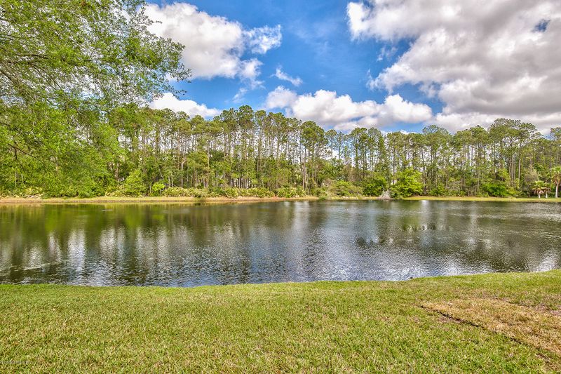 8732 Rolling Brook Ln, Jacksonville, FL 32256