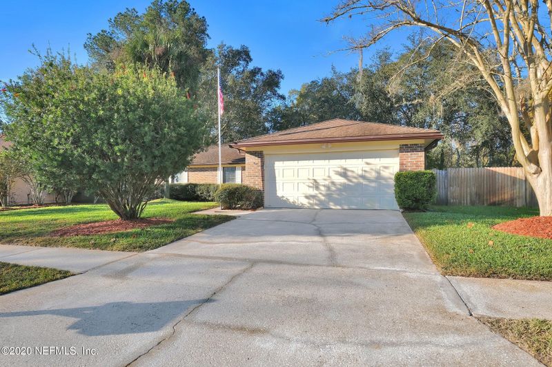 8735 Bishopswood Dr, Jacksonville, FL 32244