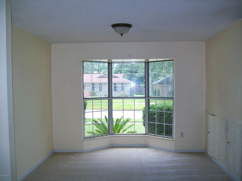 8739 Osprey Ln, Jacksonville, FL 32217