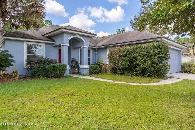 8748 Springtree Rd, Jacksonville, FL 32210