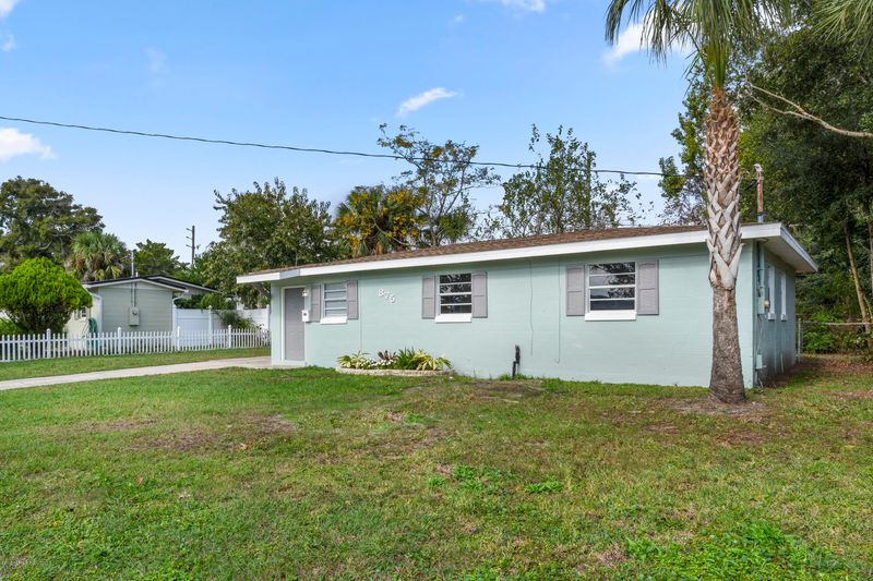 875 Sailfish Dr E, Atlantic Beach, FL 32233