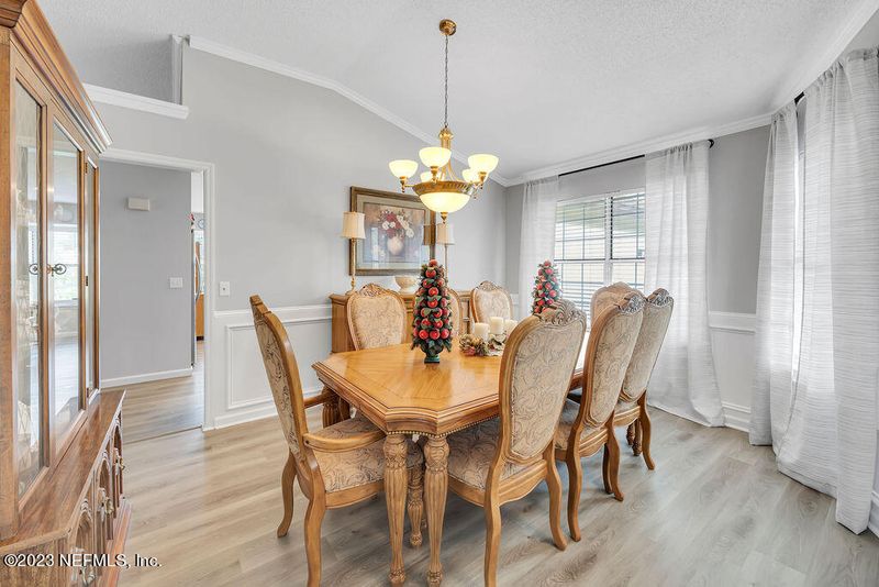 8750 Irongate Dr, Jacksonville, FL 32244