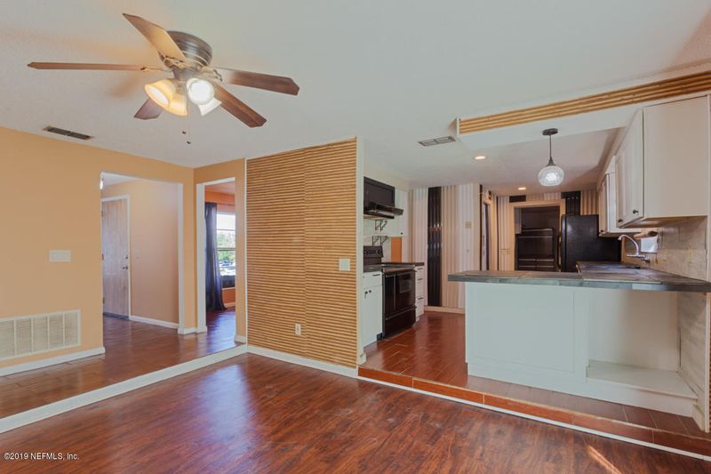 8759 Moss Haven Rd, Jacksonville, FL 32221
