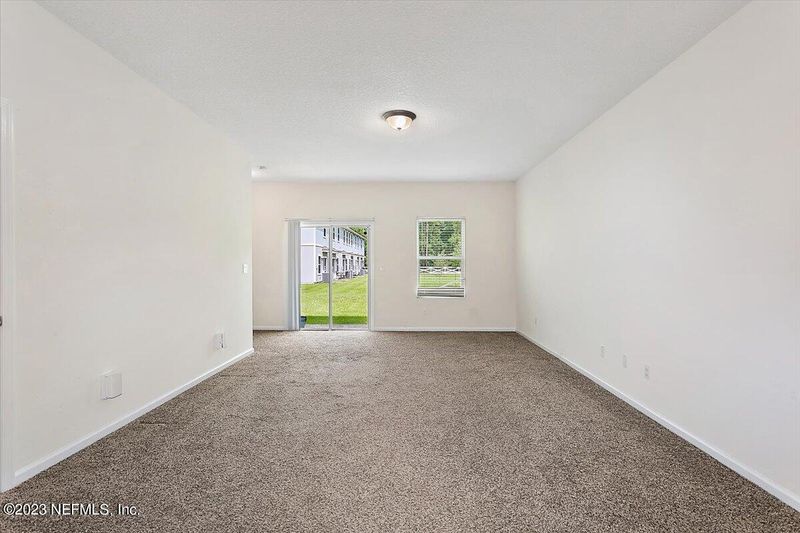 876 Capitol Pw, Jacksonville, FL 32218