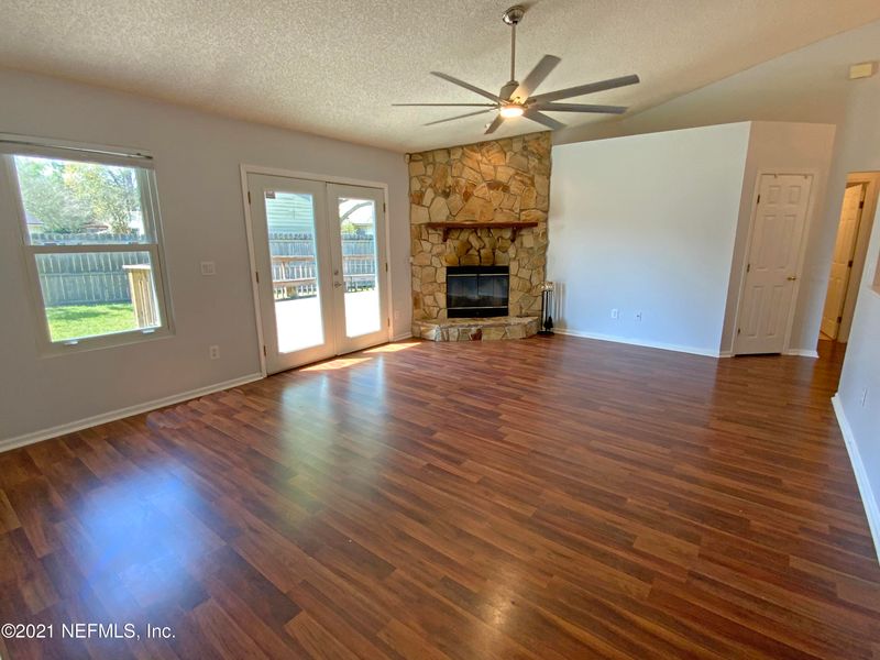 8762 Spring Harvest Ln E, Jacksonville, FL 32244