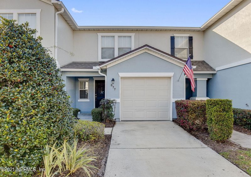 877 Black Cherry Dr S, St Johns, FL 32259