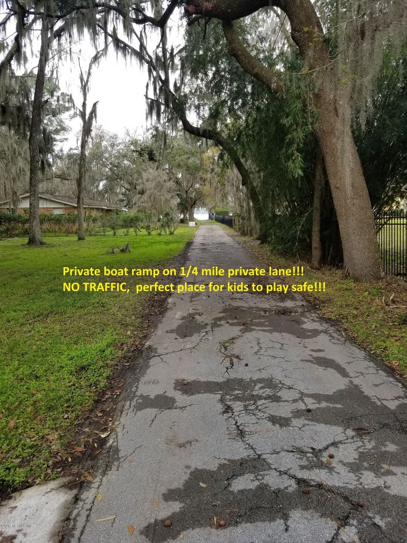 877 Creighton Rd, Fleming Island, FL 32003