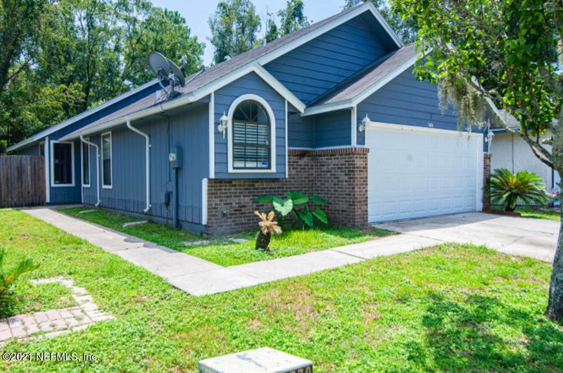 8781 Pinevalley Ln, Jacksonville, FL 32244