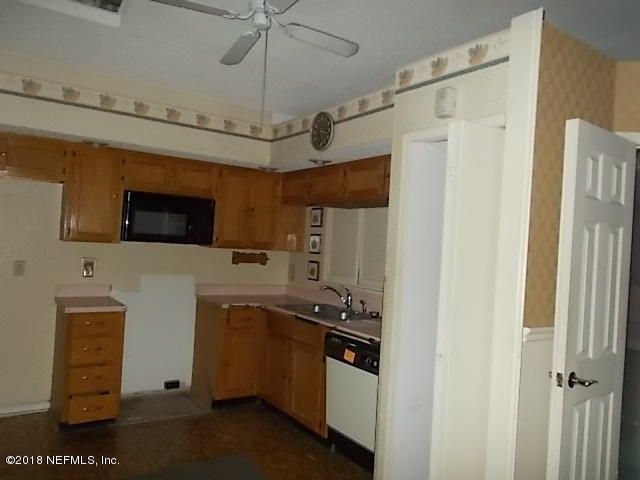 8781 Townsquare Ct, Jacksonville, FL 32216