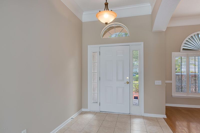 8795 E Hampton Landing Dr, Jacksonville, FL 32256