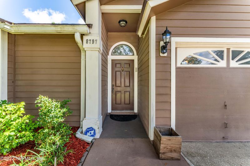 8797 Spring Harvest Ln E, Jacksonville, FL 32244