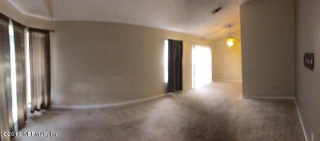 8806 Townsquare Ct, Jacksonville, FL 32216