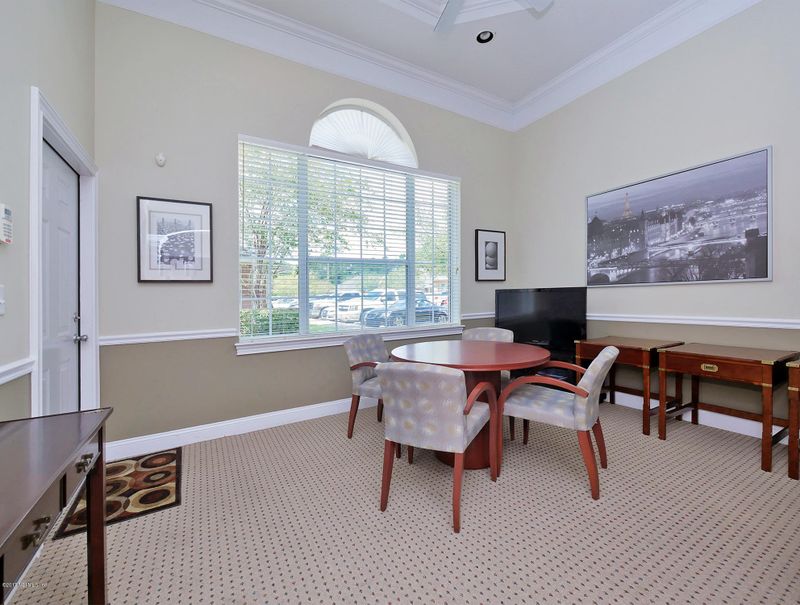 8833 Perimeter Park Blvd #302, Jacksonville, FL 32216