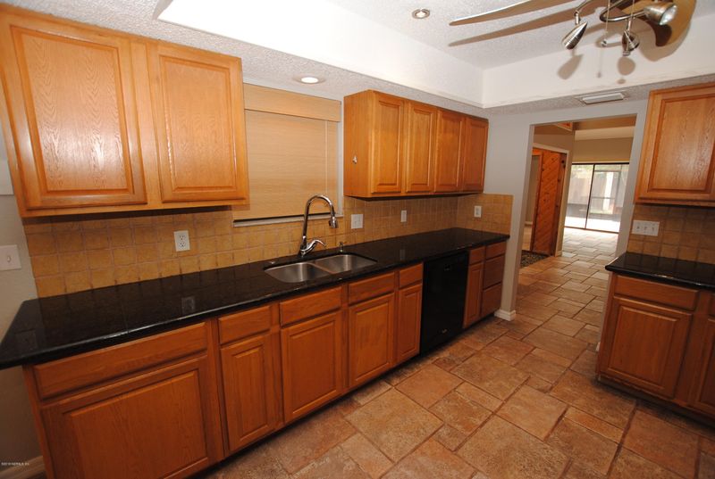 8848 Belle Rive Blvd, Jacksonville, FL 32256
