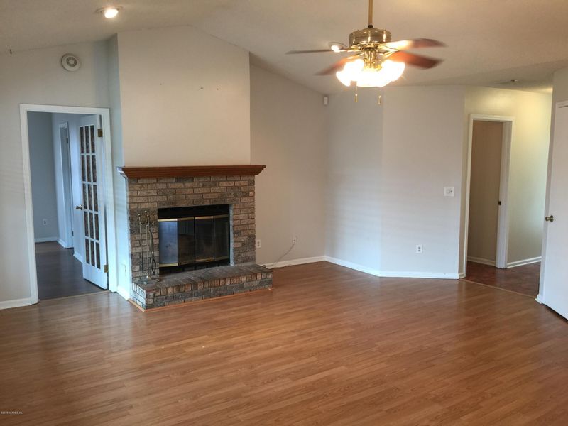 8850 Cherry Hill Dr, Jacksonville, FL 32221