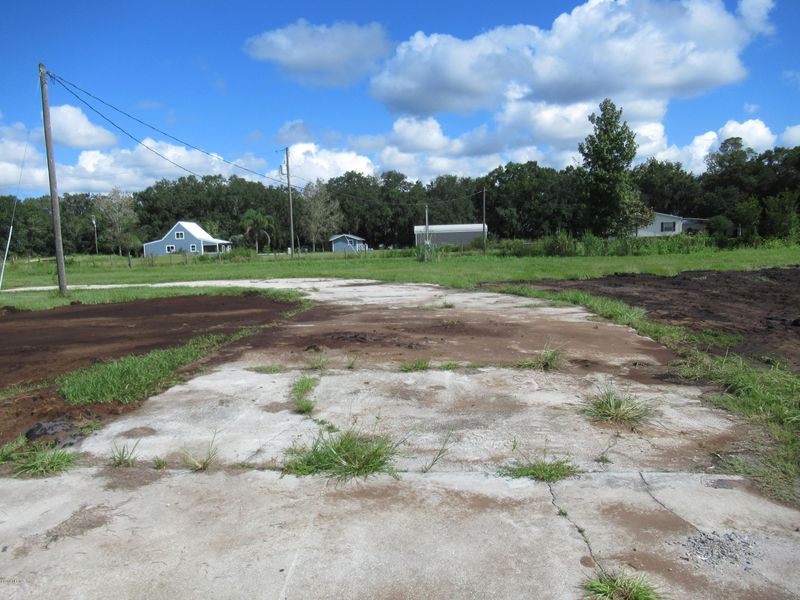 8850 D Beck Rd, Hastings, FL 32145
