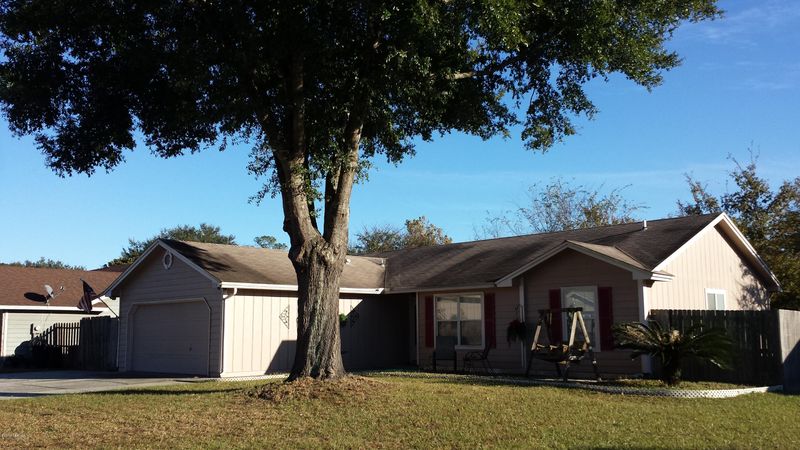 8856 Cherry Hill Dr, Jacksonville, FL 32221