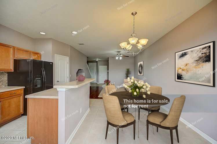 8860 Shell Island Dr, Jacksonville, FL 32216