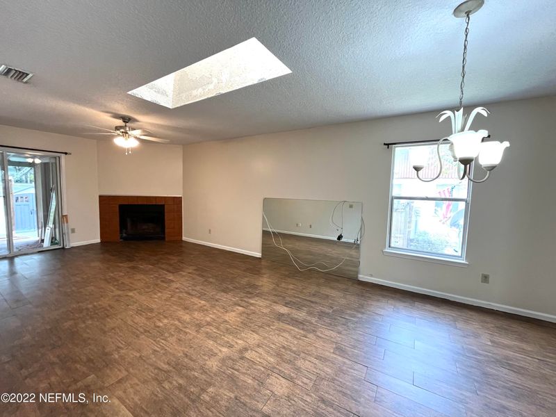 8882 Sandusky Ave S, Jacksonville, FL 32216