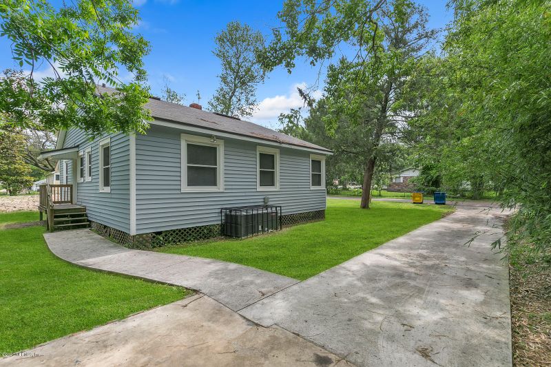 8906 4th Ave, Jacksonville, FL 32208