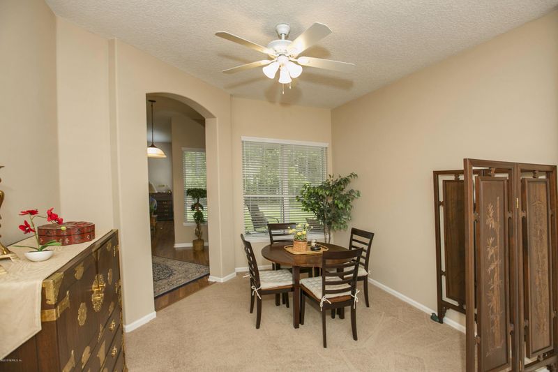 8925 Canopy Oaks Dr, Jacksonville, FL 32256