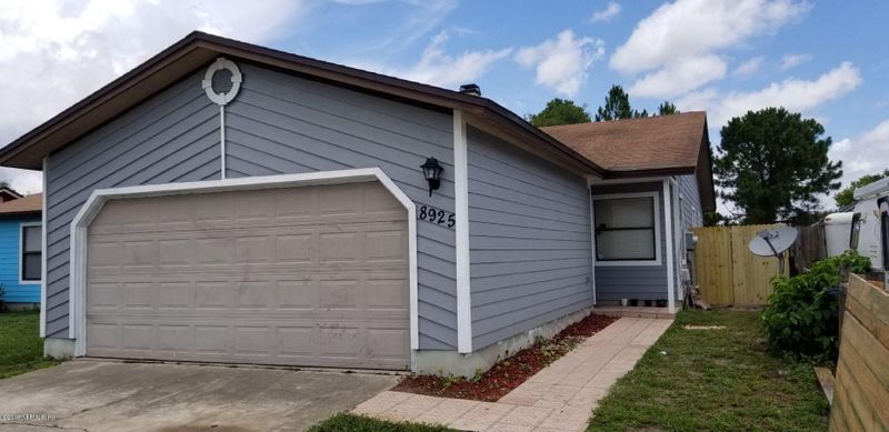 8925 Ivey Rd, Jacksonville, FL 32216