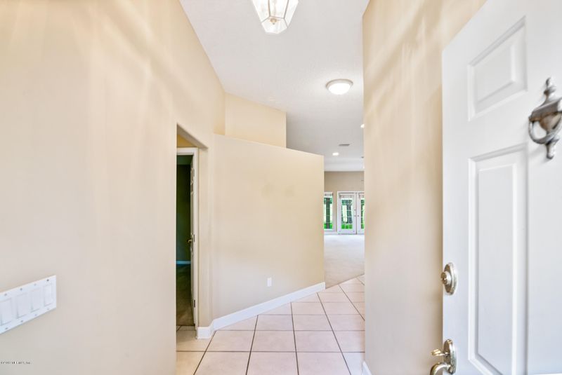 893 Putters Green Way N, St Johns, FL 32259