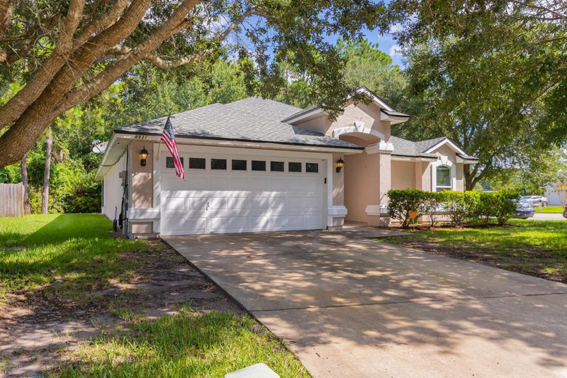 8931 Fallsmill Dr, Jacksonville, FL 32244