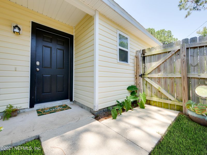 895 Ervin St, St Augustine, FL 32084