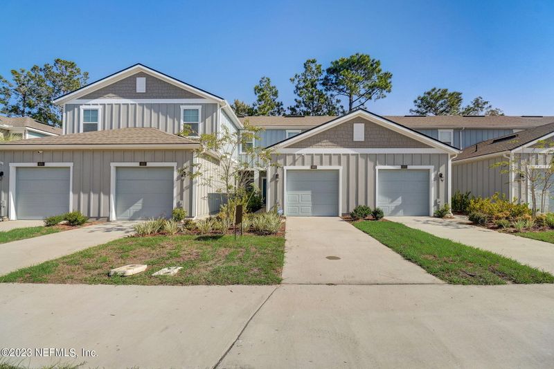 895 Observatory Pw, Jacksonville, FL 32218
