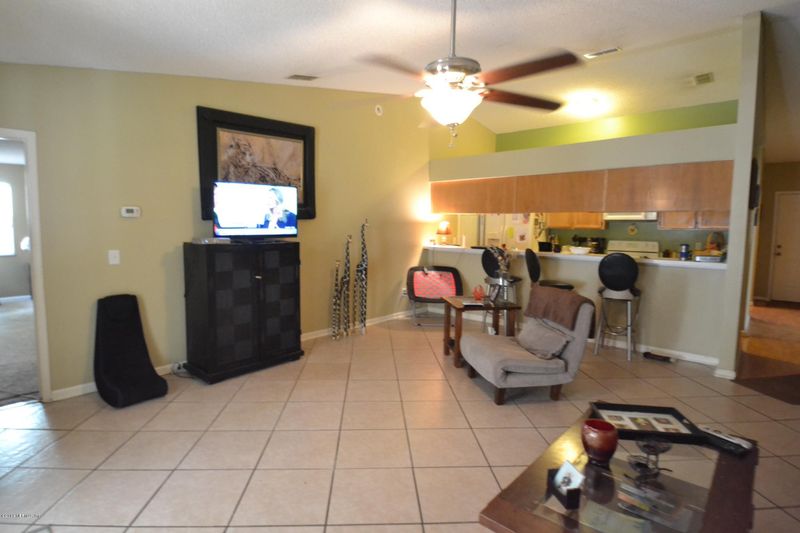 8953 Derrickson Dr, Jacksonville, FL 32210