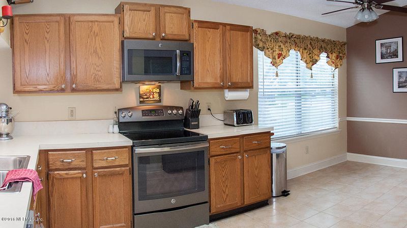 8968 Country Bend Cir S, Jacksonville, FL 32244