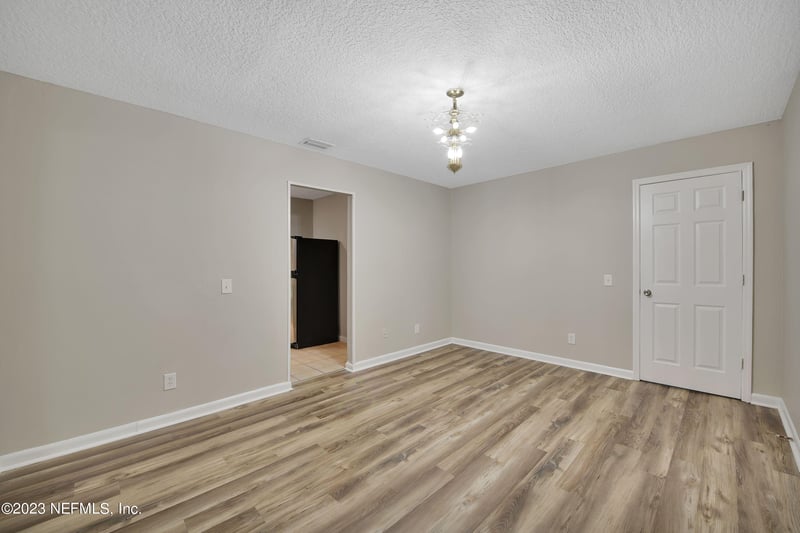 897 Boykin Ln, Baldwin, FL 32234
