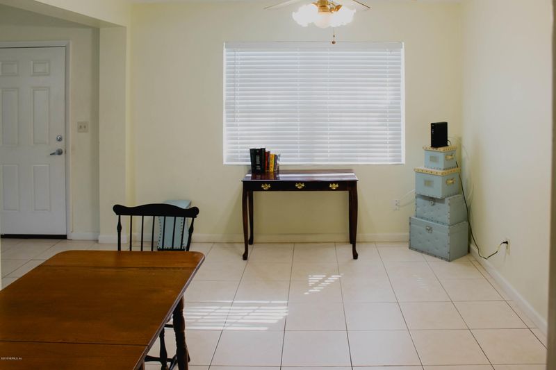 8972 Monroe Ave, Jacksonville, FL 32208