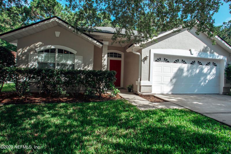 8979 Fallsmill Dr, Jacksonville, FL 32244