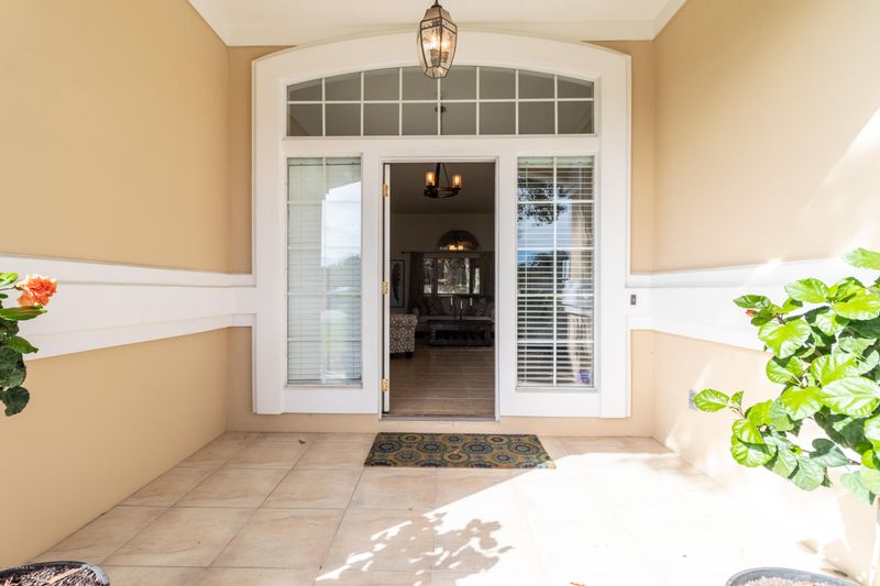 8980 Adams Walk Dr, Jacksonville, FL 32257