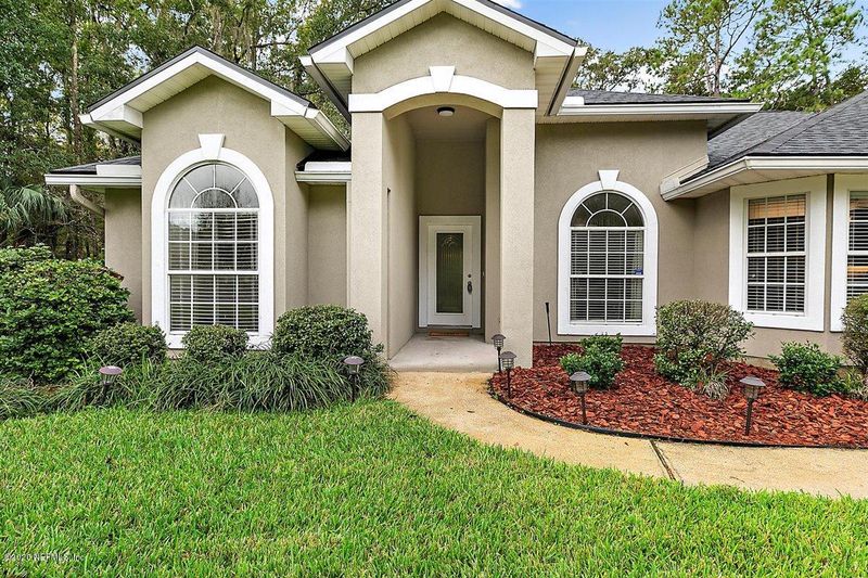 8992 Timberjack Ln, Jacksonville, FL 32256
