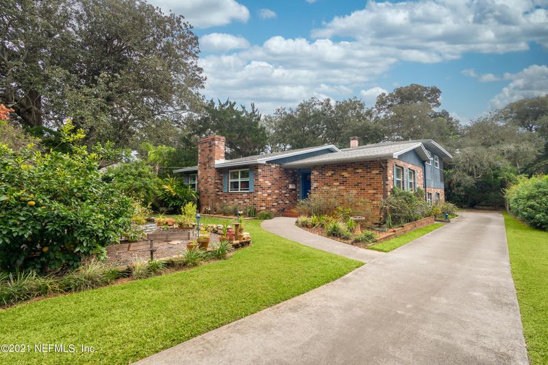 9 Park Terrace Dr, St Augustine, FL 32080