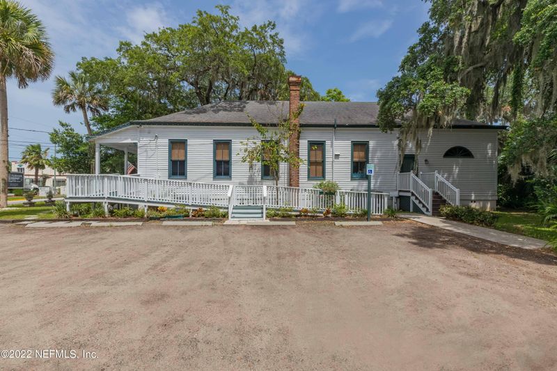 9 Sanchez Ave, St Augustine, FL 32084