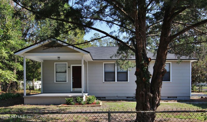 9007 Madison Ave, Jacksonville, FL 32208